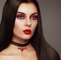 ARICONA - Scary Vampire Kontaktlinsen