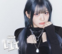 STAYC - LIT (Limited Solo Edition) Seeun Ver.